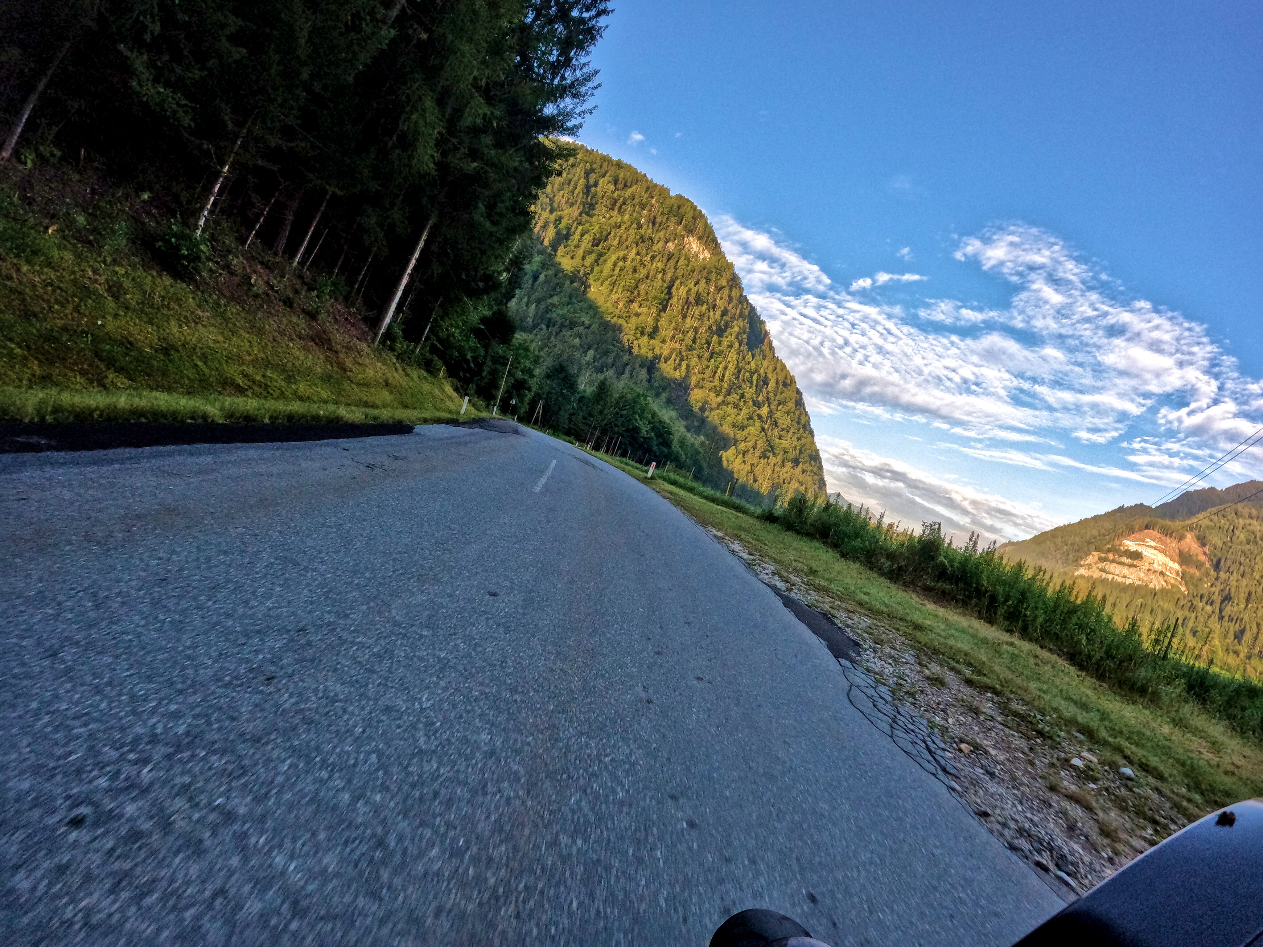 Über verlassene Straßen …