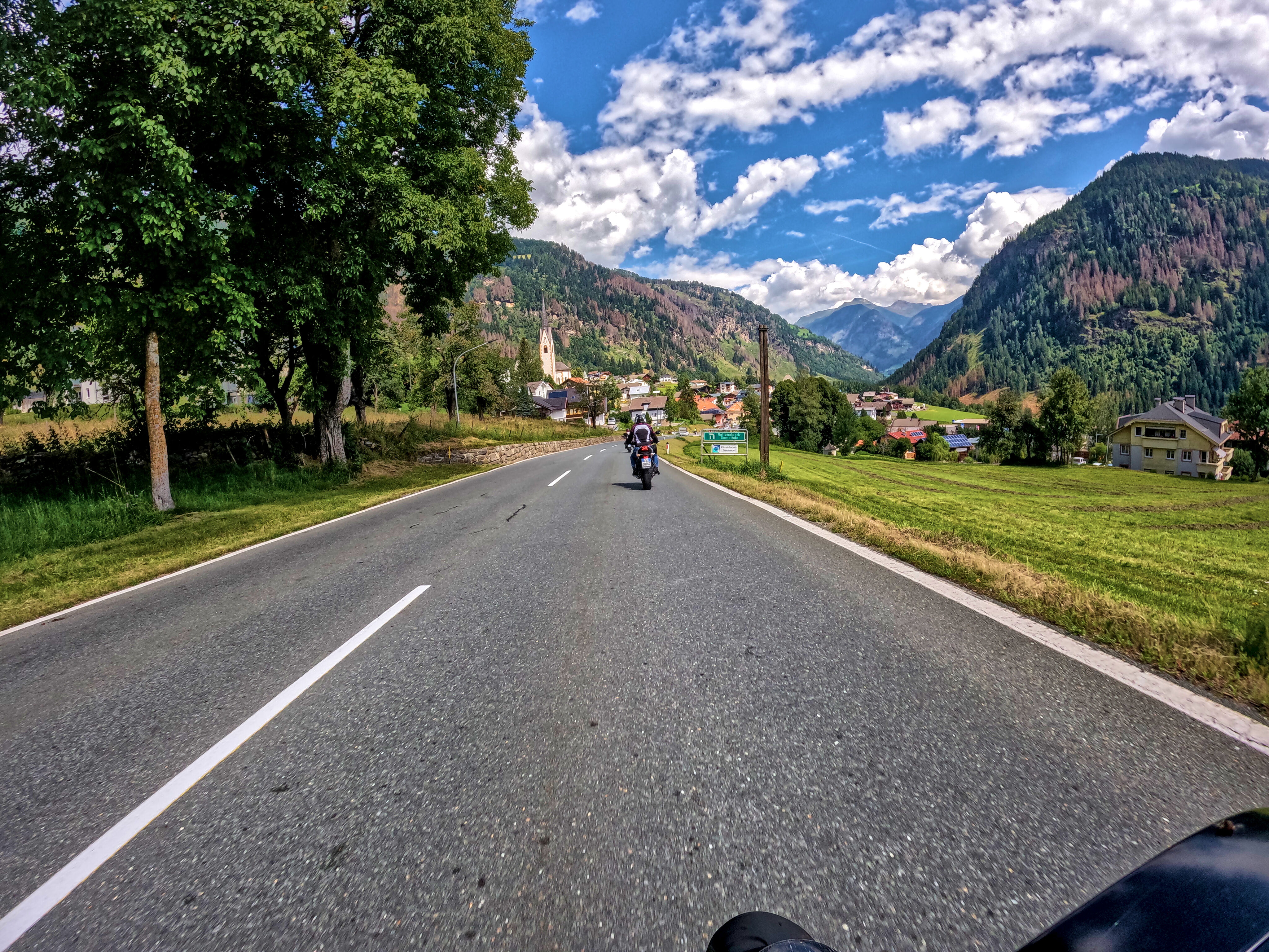 … in die Gegend …