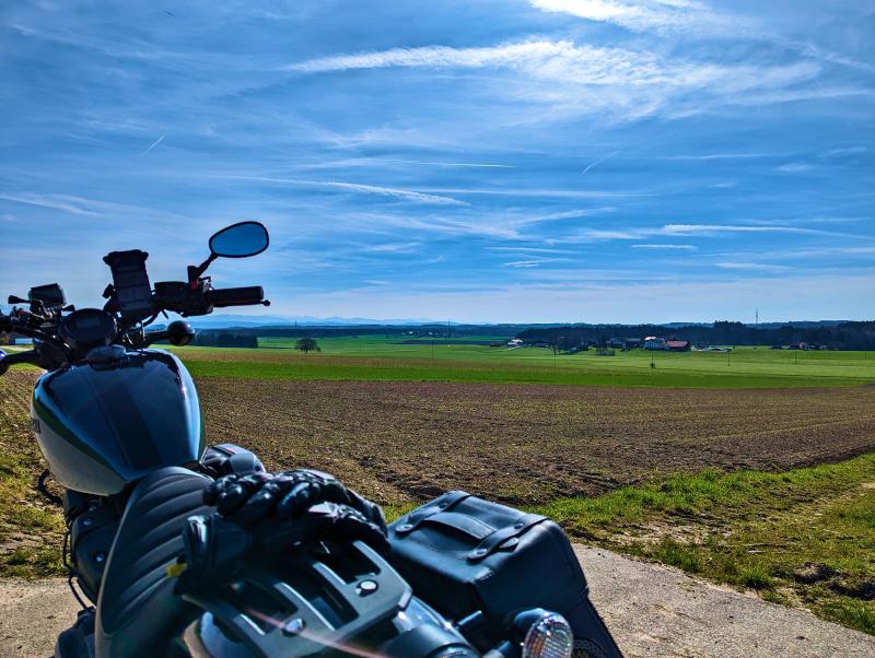 Featured image of post #MotoMontag (11)