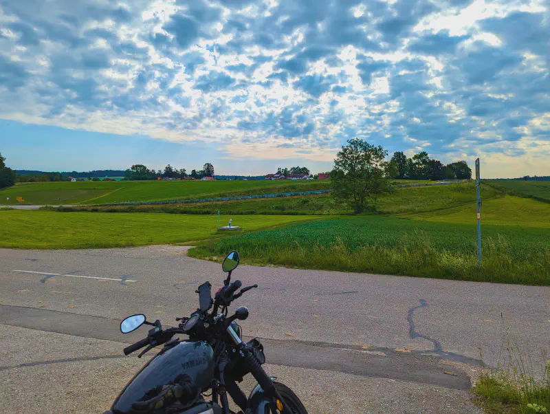 Featured image of post #MotoMontag (151)