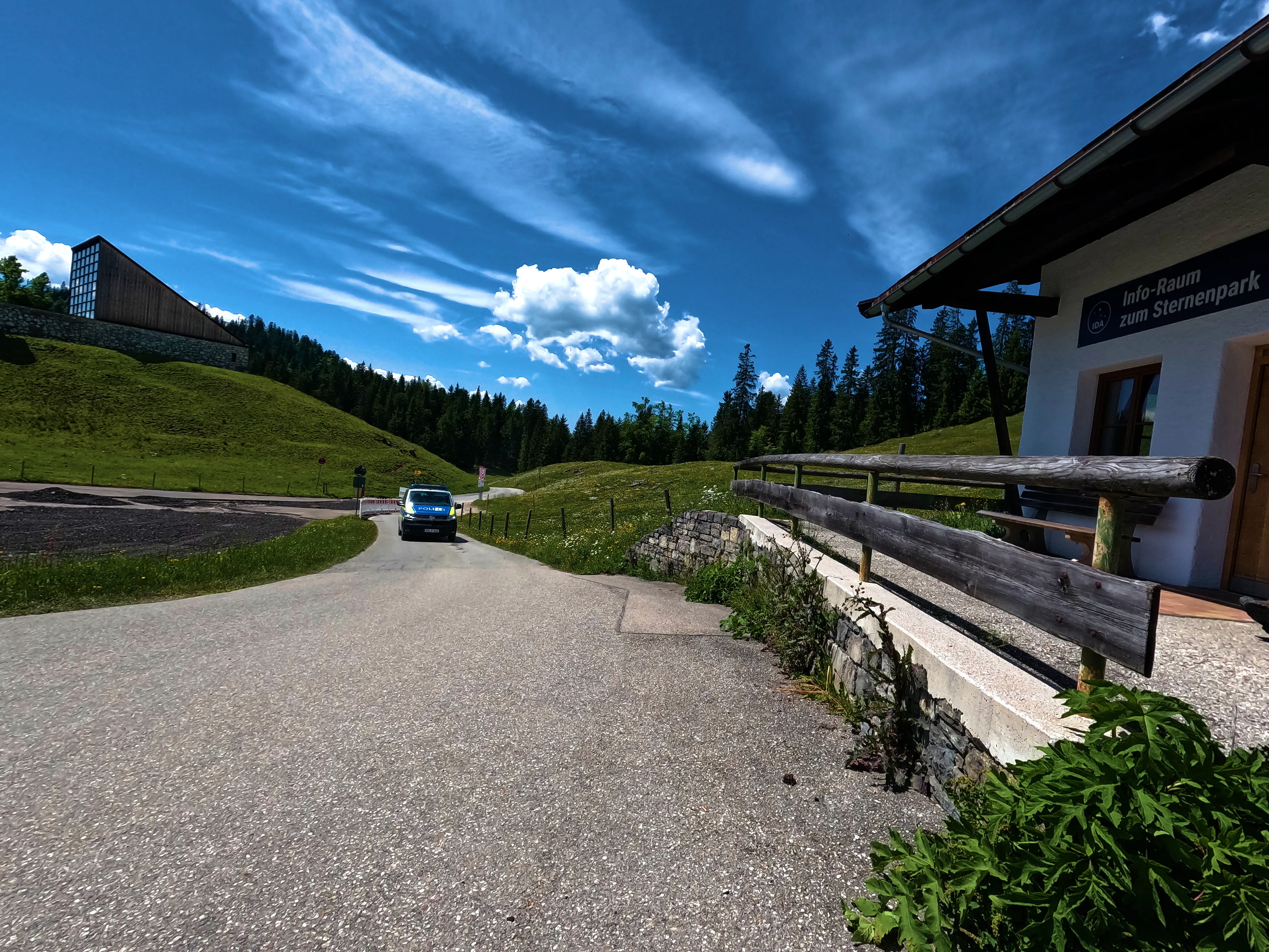 Die Polizei passieren lassen