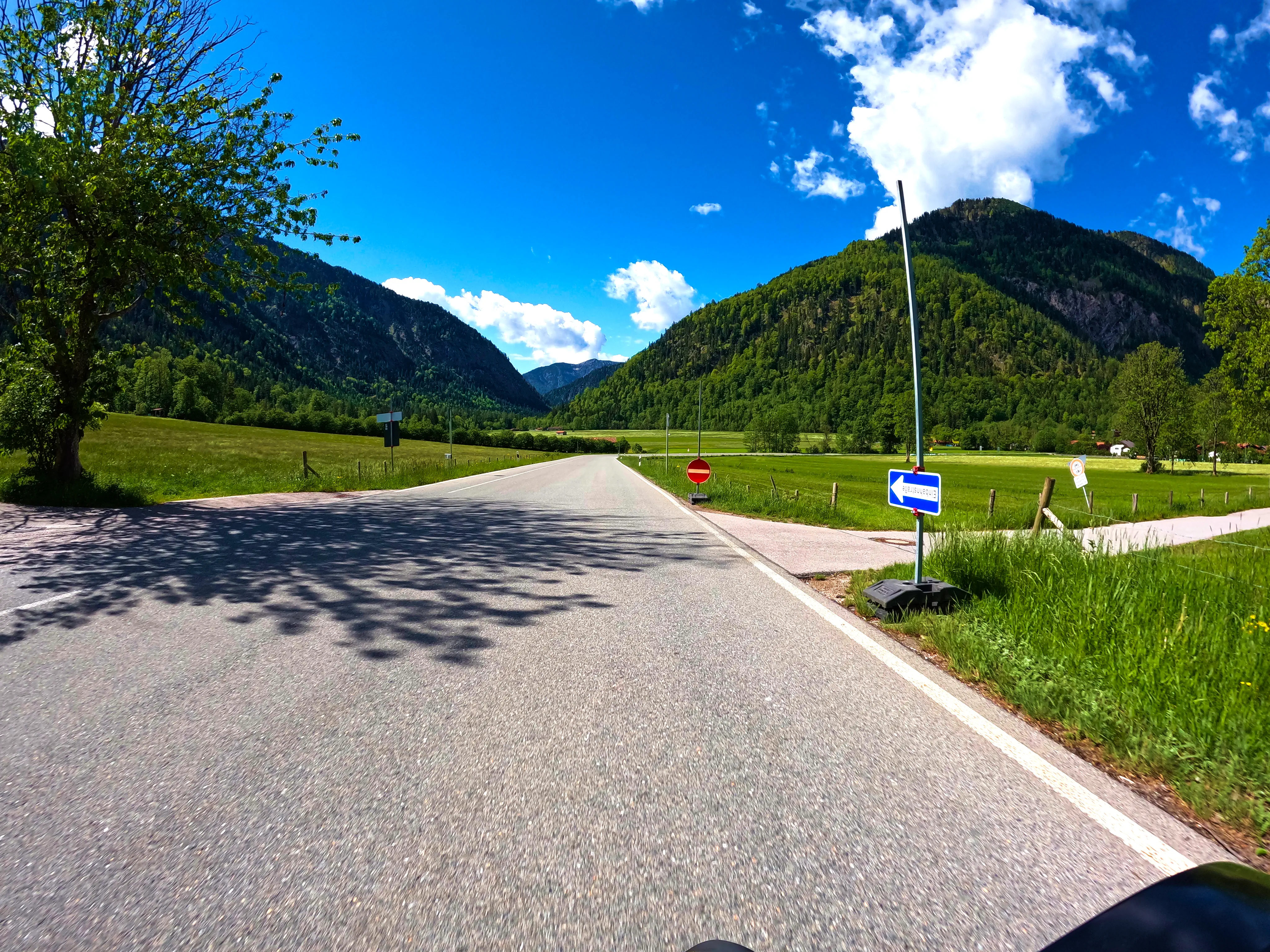 Was nun? Einfahrt verboten, Einbahnstraße, oder doch nix?